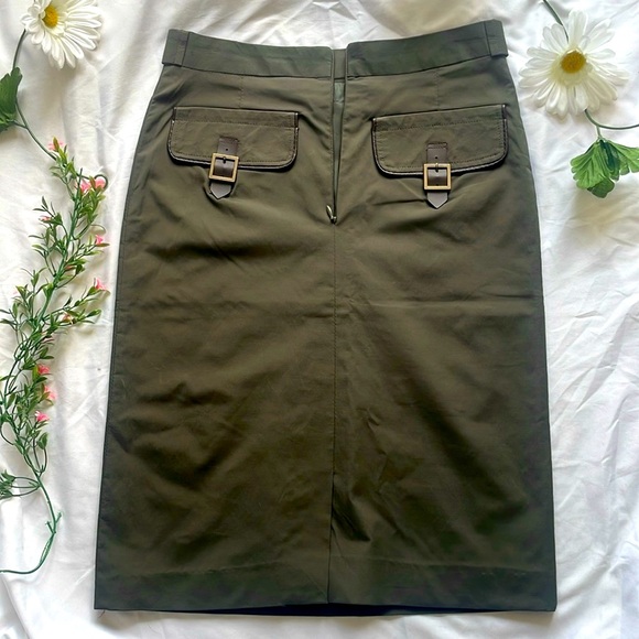 Elegant Korean Skirt - Dressy Office Style • Size Small - Picture 3 of 16